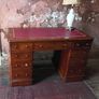 Victorian antique mahogany pedestal Desk Image 9