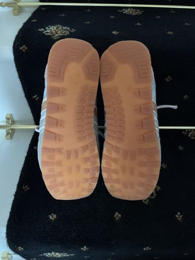 Next girls trainers Uk 4