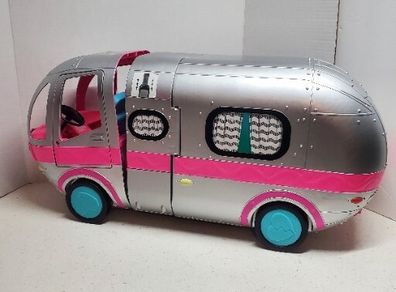 LOL OMG Surprise Doll 2 in 1 Fashion Glamper Camper Van
