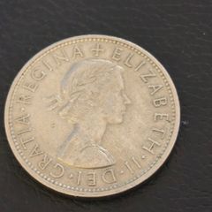 1960 Half Crown UK Coin Queen Elizabeth Shield
