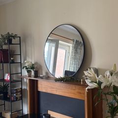 Round wall mirror