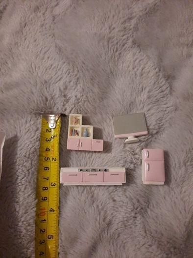 pink dolls house furniture