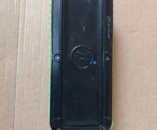REFUEL wireless Bluetooth Speaker, Green working perfectly and in excellent condition