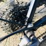 Mens giant road bike Image 2