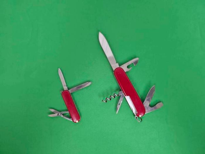 Victorinox Swiss Army Knife Lot