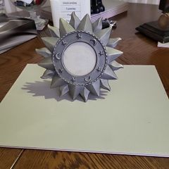 Photo frame sunburst
