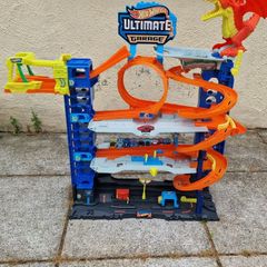 hotwheels ultimate garage