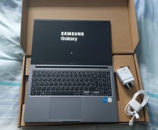 Samsung Galaxy Book 4, Windows 11, Laptop