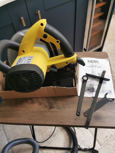 Circular Saw....1200w