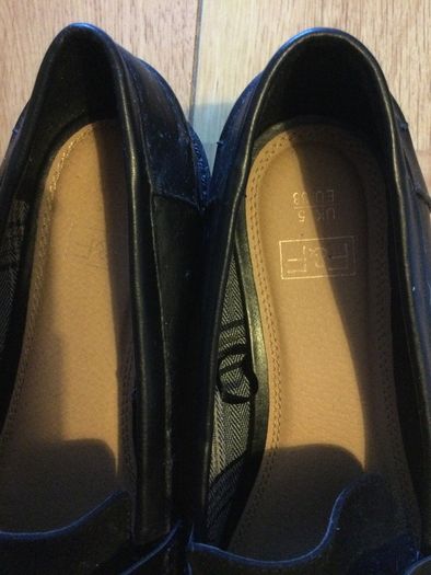 Girls School Shoes Size 5 Brand New