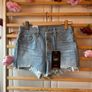 shorts Bnwt Levi shorts w28.  501 style Image 2