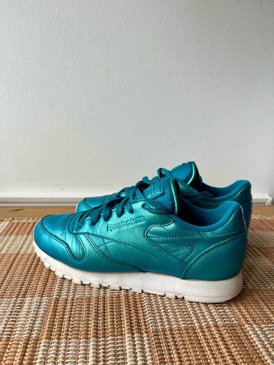 Metallic teal leather rebook trainers, uk5