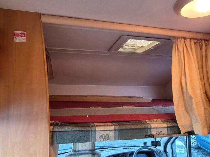 Camper