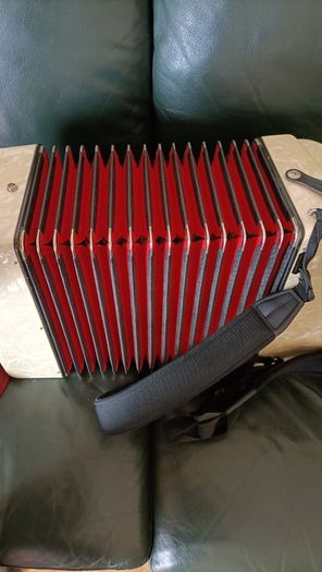 Barcarole chromatic button Accordion 72 basses