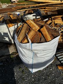 Tonne bags of wood