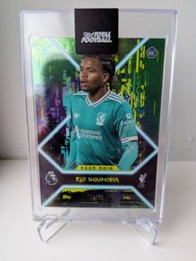 Rio Ngumoha Liverpool FC Topps Total Football Neon Noir /75