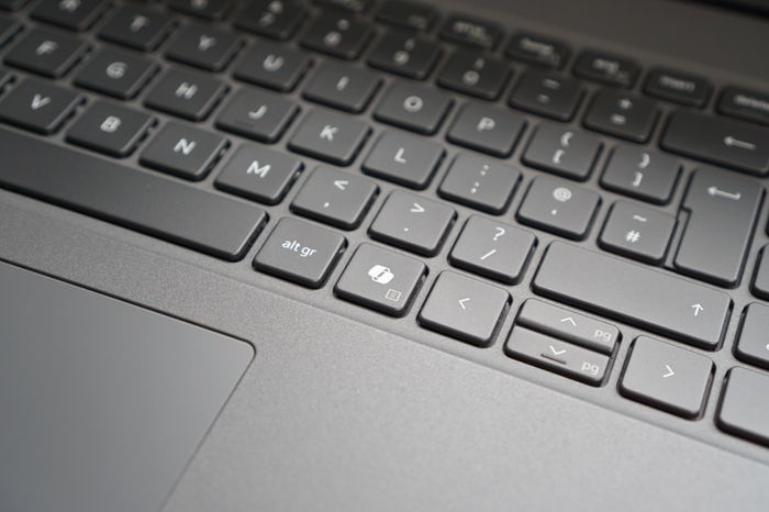 Dell Latitude 3550 15.6" | i5-1335U | 16GB | 256GB