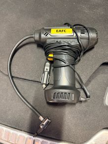 Car Tyre Inflator Compressor