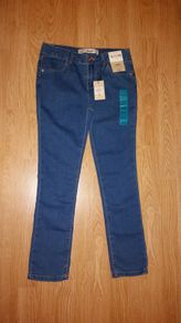 BNWT - Age 9 to 11 Years - A Lovely Pair of Girls Skinny Denim Jeans with Waist Adjusters.