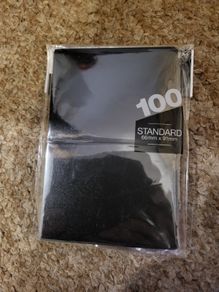 Ultra Pro - Standard Sleeves - Black 100 Sleeves TCG Magic the Gathering, pokemon