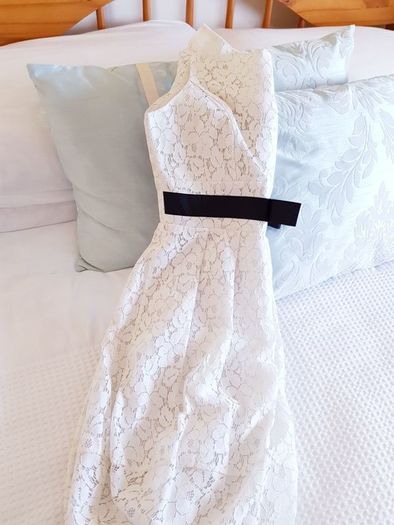 Off White Mini Dress - Size 6-8