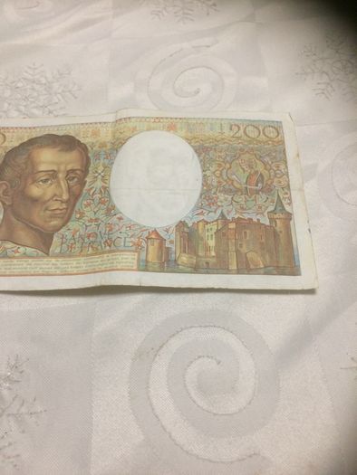 200 francs note