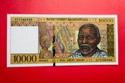 Madagascar  10,000 Francs 1995  ( Uncirculated ) Pick 79b