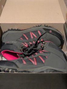 Women's Hiking Boots - Size 5 / Size 38