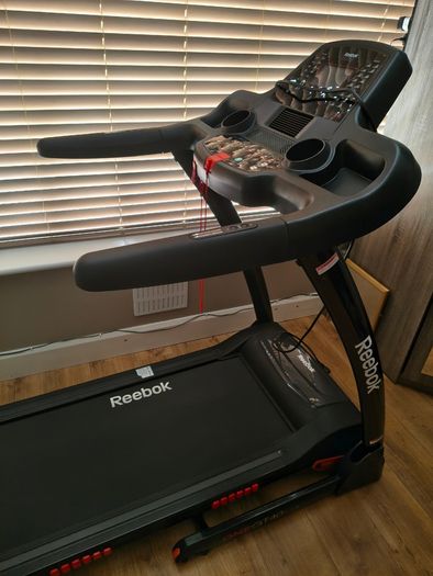 Reebok ONE GT40s treadmill, foldable