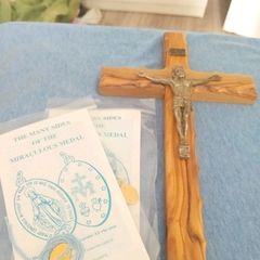 crucifix cross
