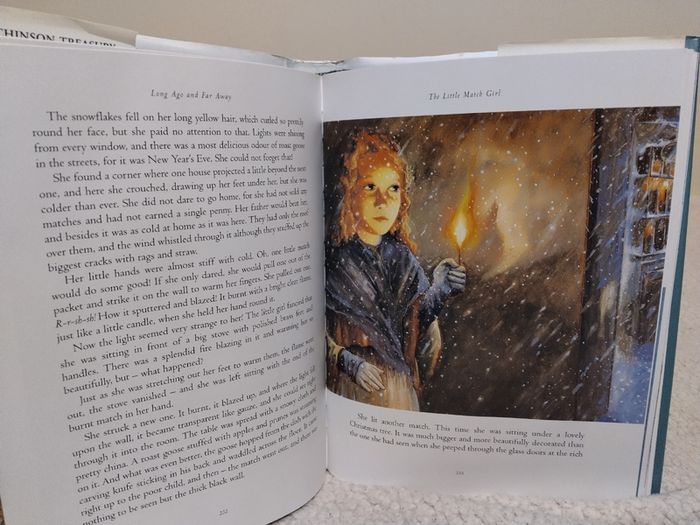The Hutchinson Treasury of Fairy Tales  HARDBACK BOOK