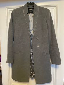 Eva Kayan coat