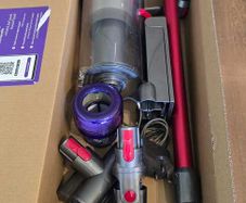 Dyson V11 Outsize Cordless Vacuum + Extra Filter