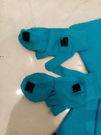 Penguin hat, scark and glove set