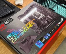 ASUS ROG Strix Z790i Motherboard