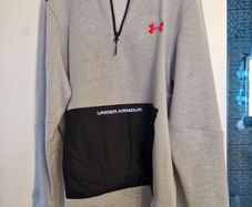 mens Under Armour top
