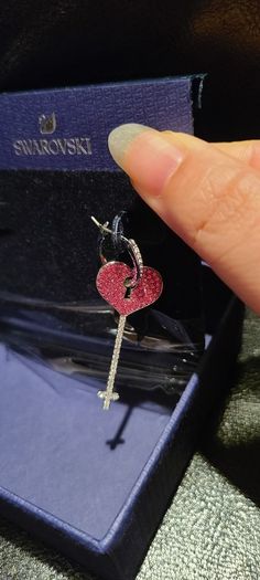 Swarovski Single Heart Key Earring in Fushia