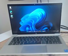 Hp elitebook 830 G8 16gb 256 i5