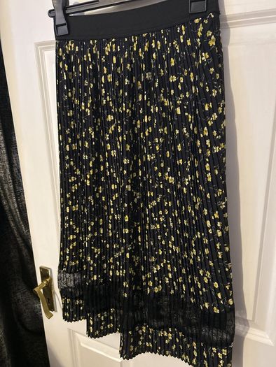 midi skirt