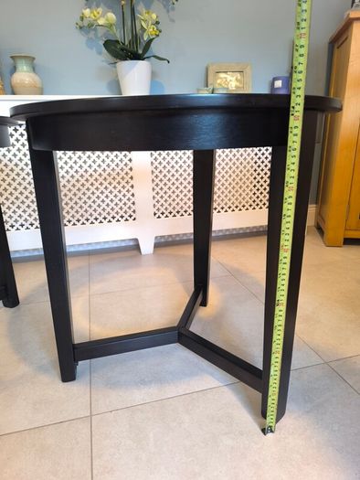 2 x side tables