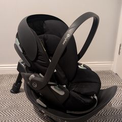 Cybex Cloud T i-Size Rotating car seat and base