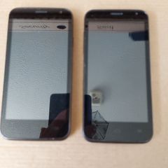 Vodadfone  mobile phone, quantity 2 identical phones, not powering on, for parts or repair, excellent cosmetic condition