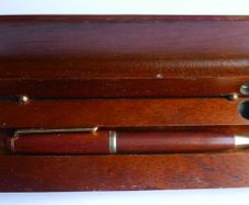 Vintage Wooden Pen &  Wooden Case