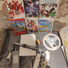 Wii with Mario Bros, Tetris, Formula 1