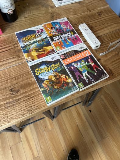 wii games and controller