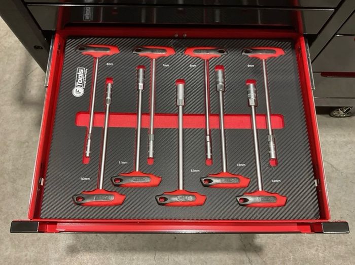 Brand New 12drawer Tool Chest Full Of Tools