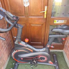 Selling due to moving, in good condition, used for about 5 months, available for pick up from 4pm on Saturday!  150e or close accepted!