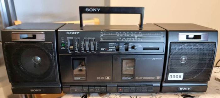 Sony CFS-W390L Radio Cassette-Recorder, perfect working order, from 1990
