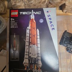 NASA Artemis Space Launch System Rocket  42221
