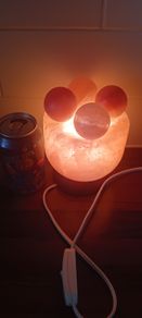 Salt lamp with massage balls